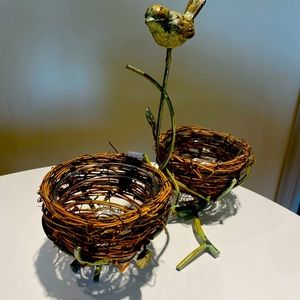 Bird basket
